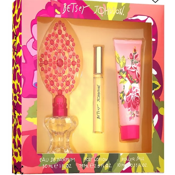 Betsey Johnson's 🆕 Gift Set - Picture 4 of 4